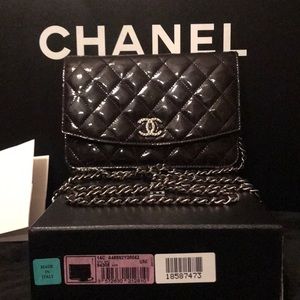 CHANEL black classic patent wallet on chain